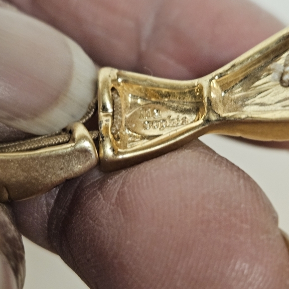 Retired Lia Sophia "Sync/Swivel" Matt Gold Stretch Hematite Bracelet - Picture 4 of 5